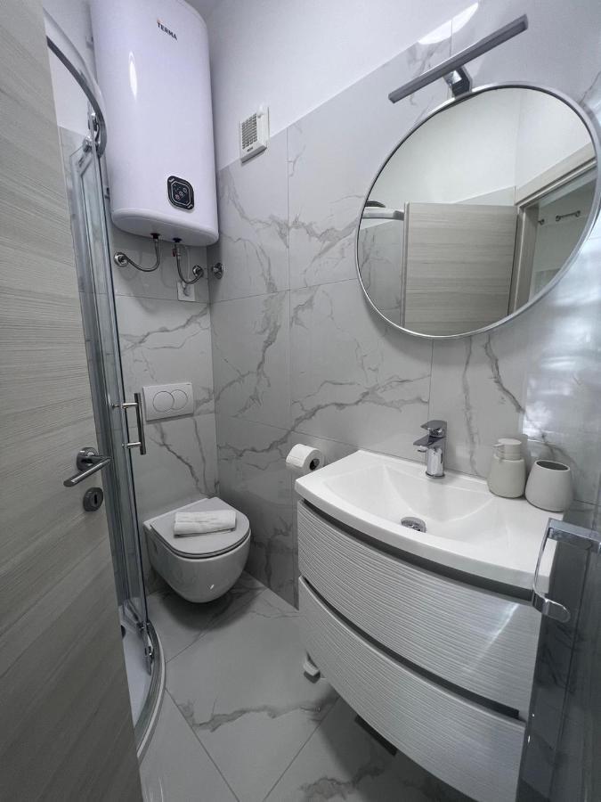 Apartments Iskra Ровинь Экстерьер фото