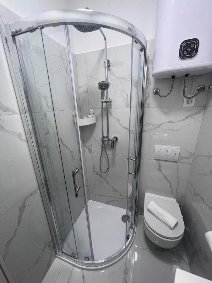 Apartments Iskra Ровинь Экстерьер фото